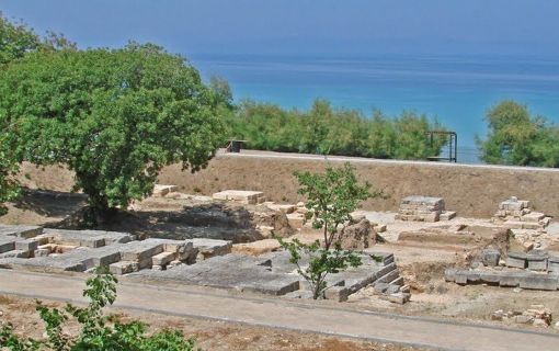 Ιερό Άμμωνα Δία και Διονυσίου 